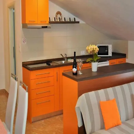 Apartment Belicka - Two Bedroom With Shared Terrace - A2 Porec