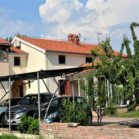 Belicka - Two Bedroom With Shared Terrace - A2 *